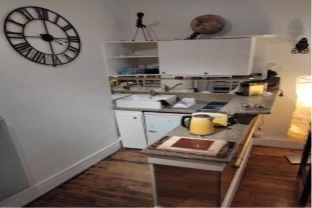 Two Beautiful Studios - Bastille- 4 Pers Париж Екстериор снимка